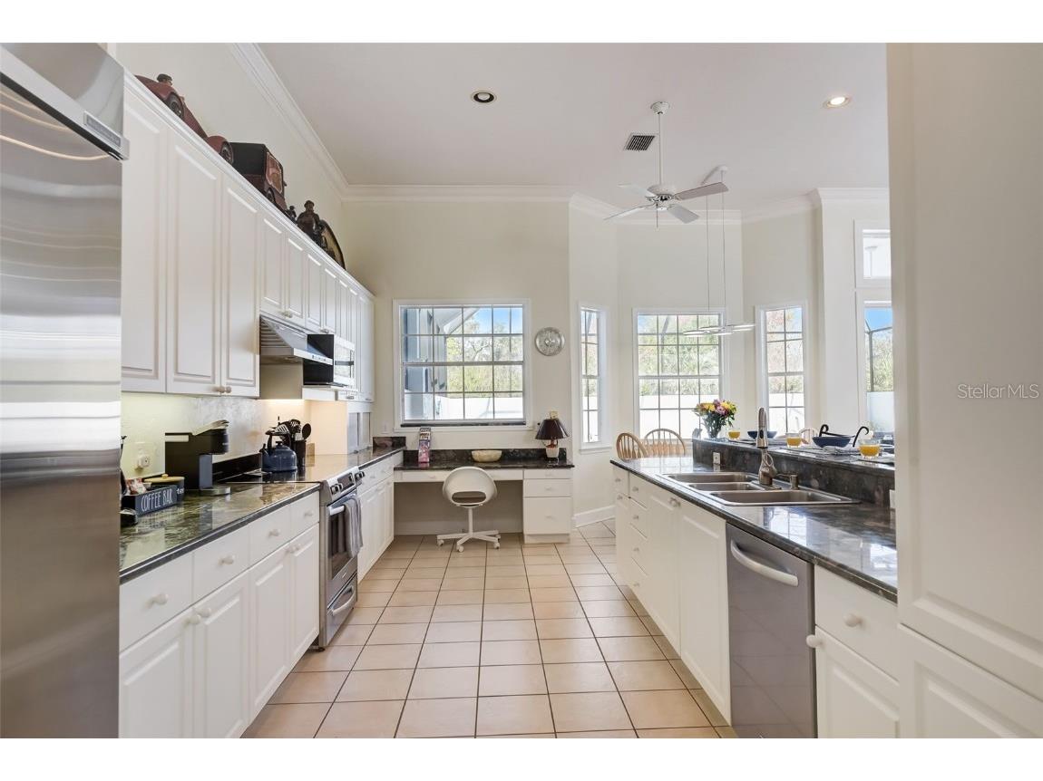 4653 Hadfield Drive Sarasota FL 34235 A4619916 image29