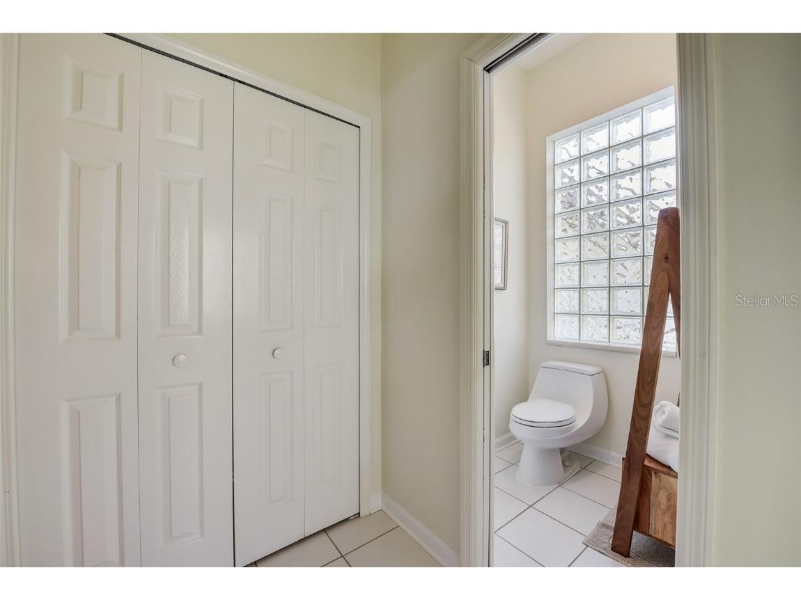 4653 Hadfield Drive Sarasota FL 34235 A4619916 image41