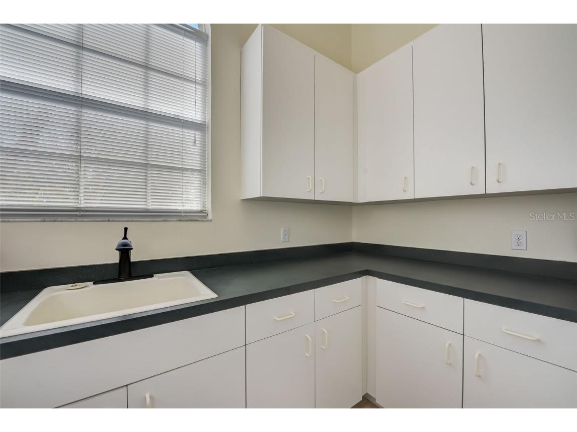 4653 Hadfield Drive Sarasota FL 34235 A4619916 image59