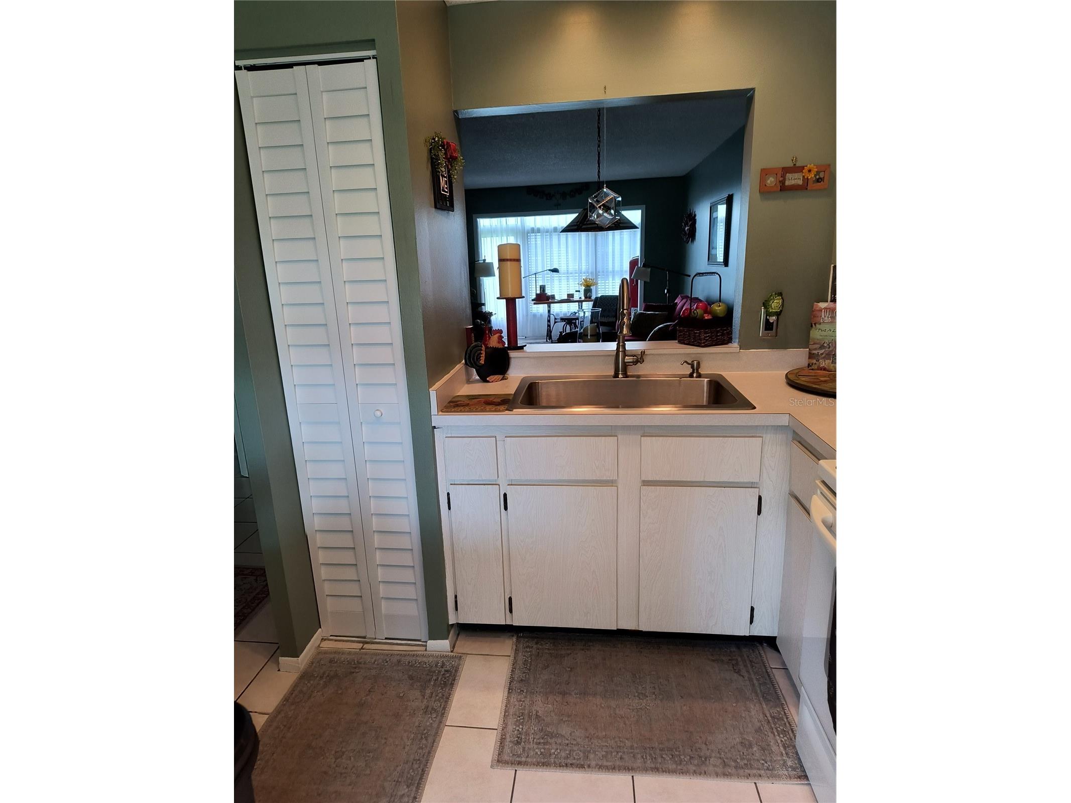 4653 Lake Villa Drive #B Clearwater FL 33762 TB8481300 image9