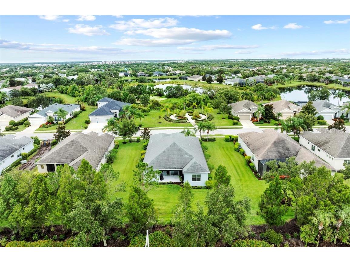 4654 Claremont Park Drive Bradenton FL 34211 A4657689 image52