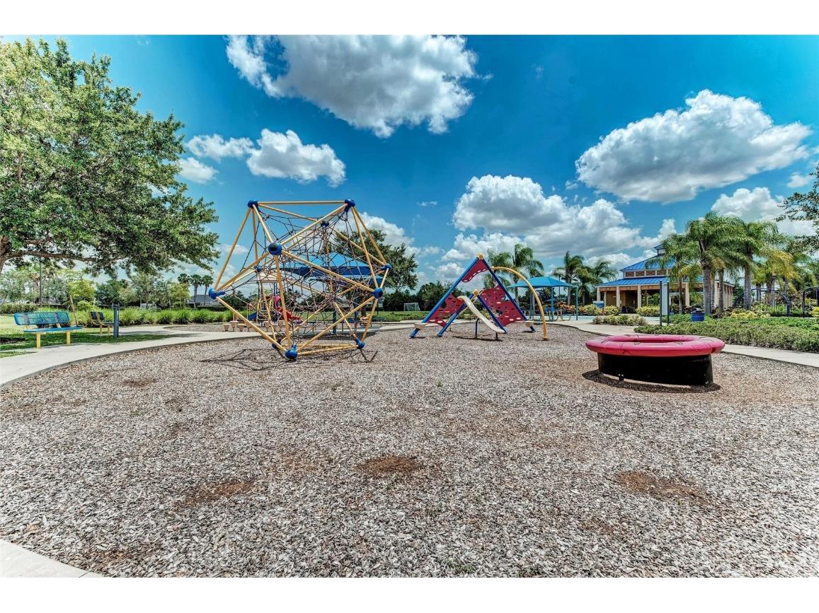 4654 Claremont Park Drive Bradenton FL 34211 A4657689 image61