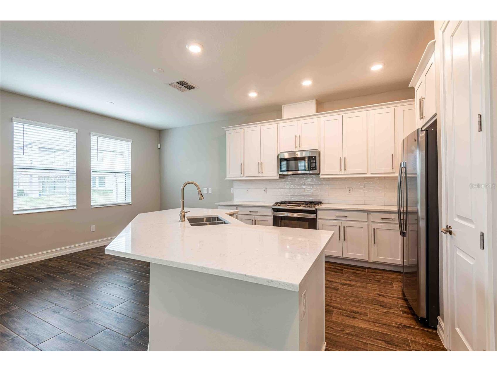 4655 Almada Lane Wesley Chapel FL 33543 TB8466247 image12