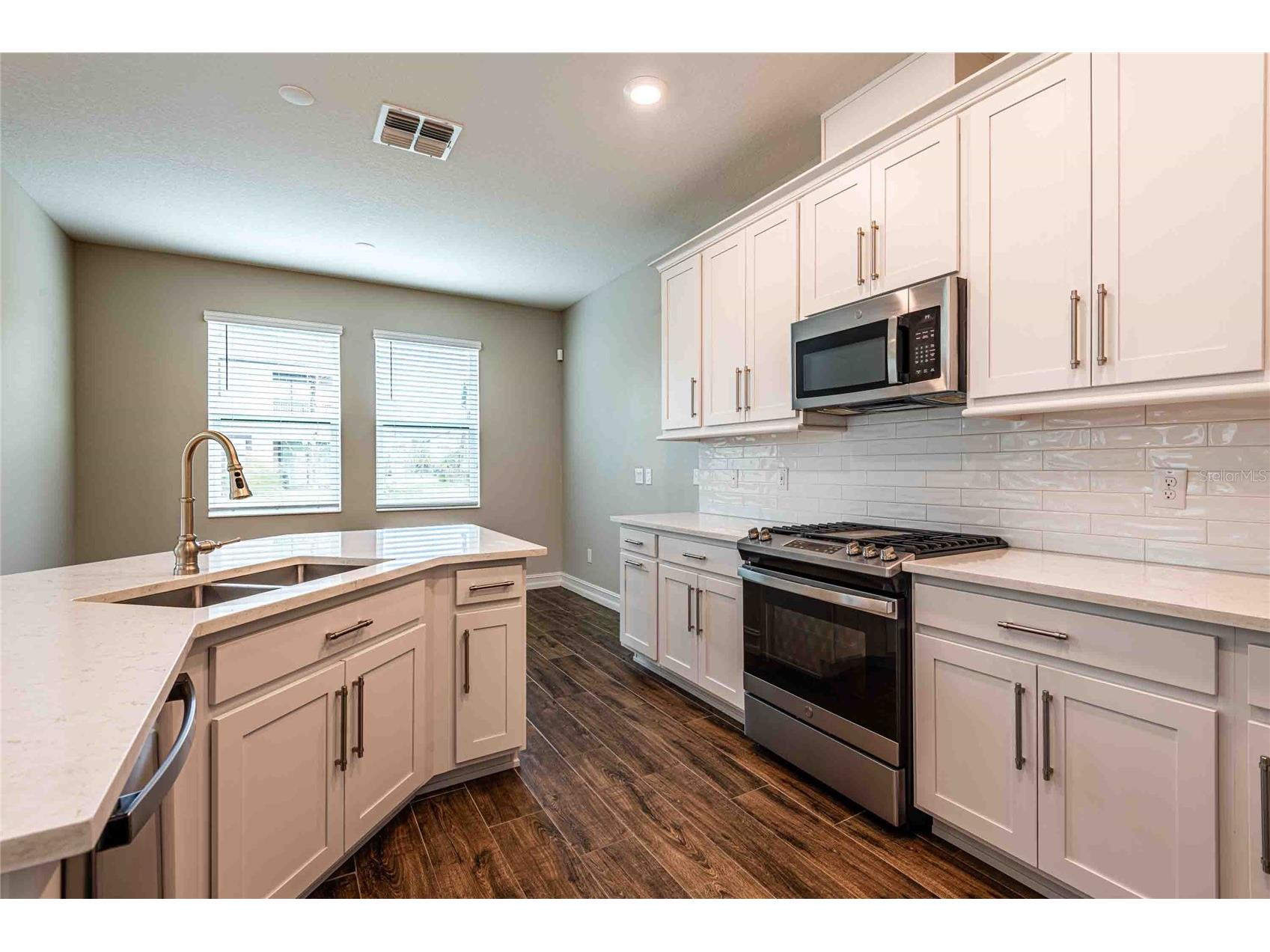 4655 Almada Lane Wesley Chapel FL 33543 TB8466247 image18