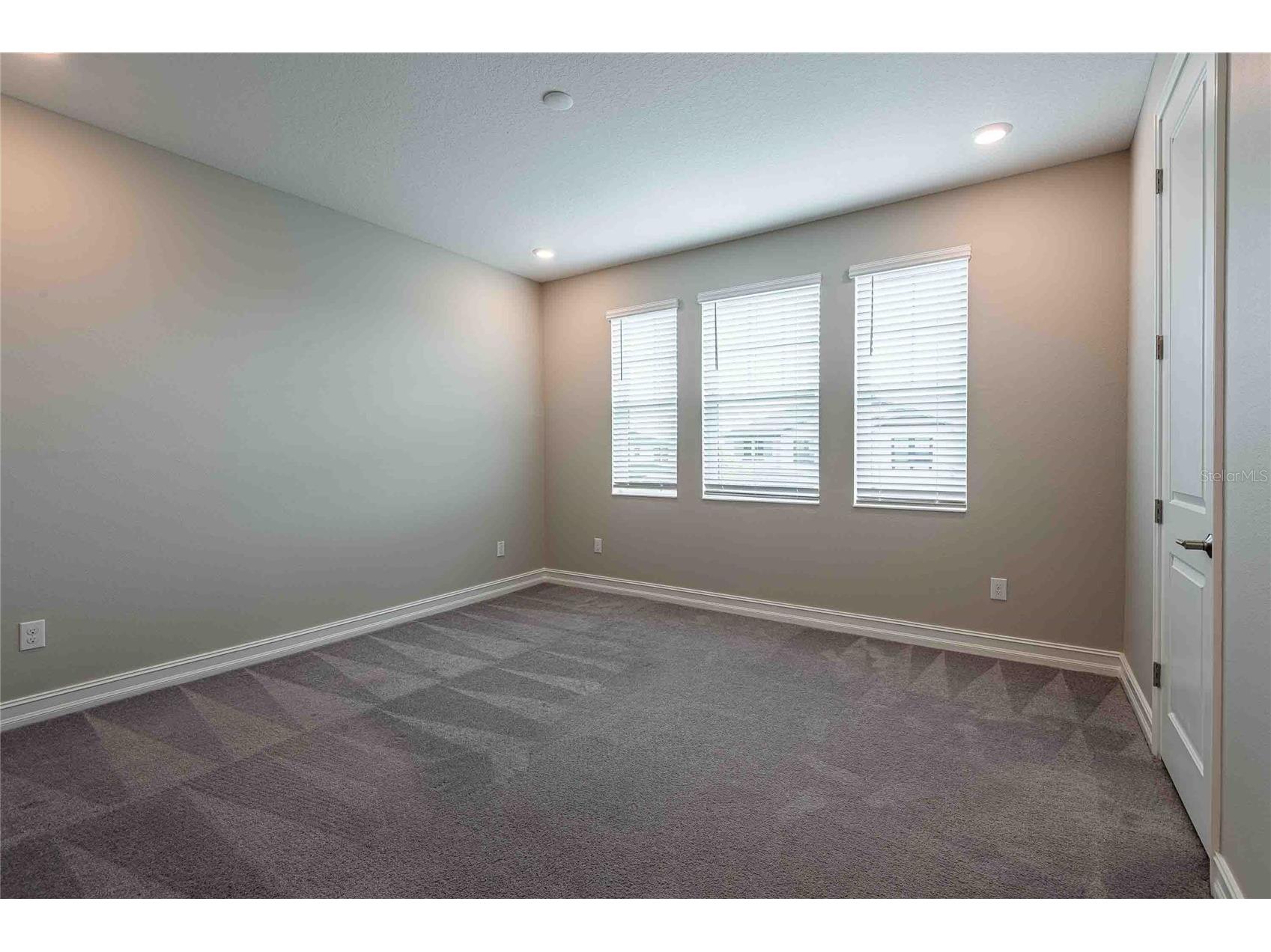 4655 Almada Lane Wesley Chapel FL 33543 TB8466247 image37