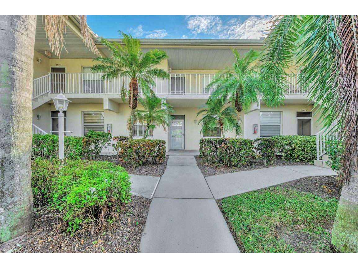 4655 Tower Hill Lane #2412 Sarasota FL 34238 A4629722 image1