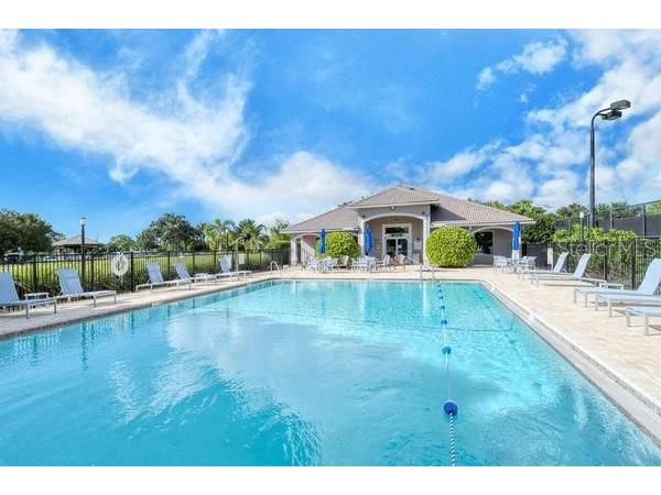 4655 Tower Hill Lane #2424 Sarasota FL 34238 A4667313 image26