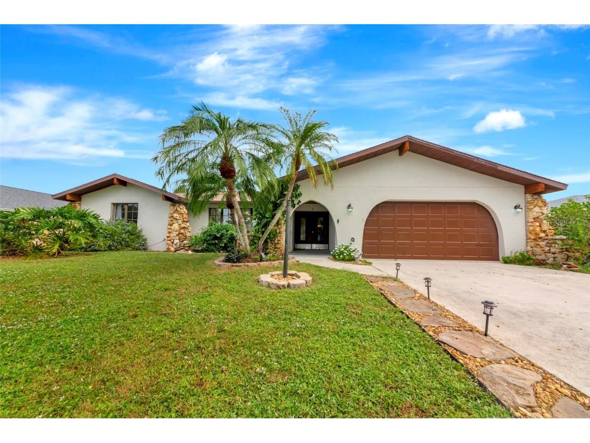 4656 Alexander Pope Lane Sarasota FL 34241 A4670577 image1