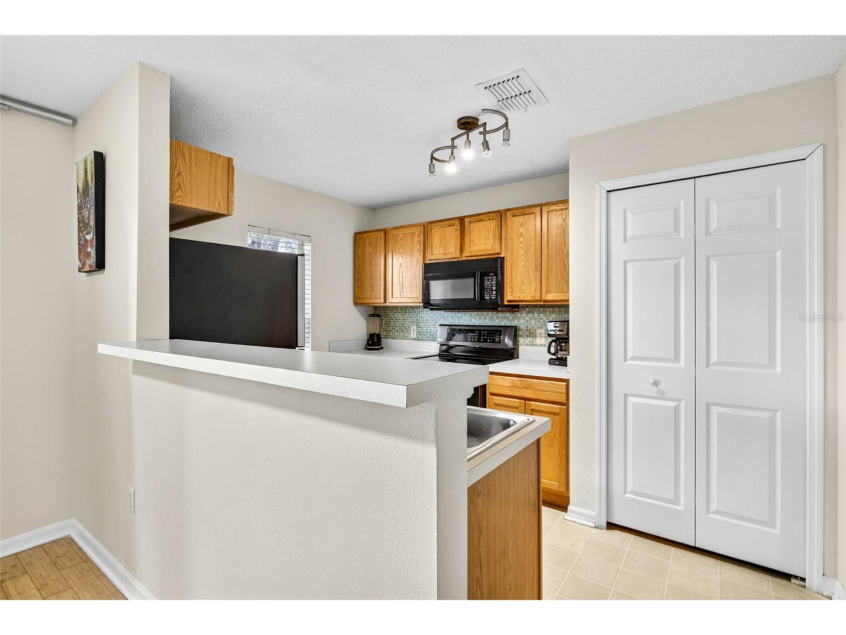 4656 Ashburn Square Drive Tampa FL 33610 TB8510874 image11