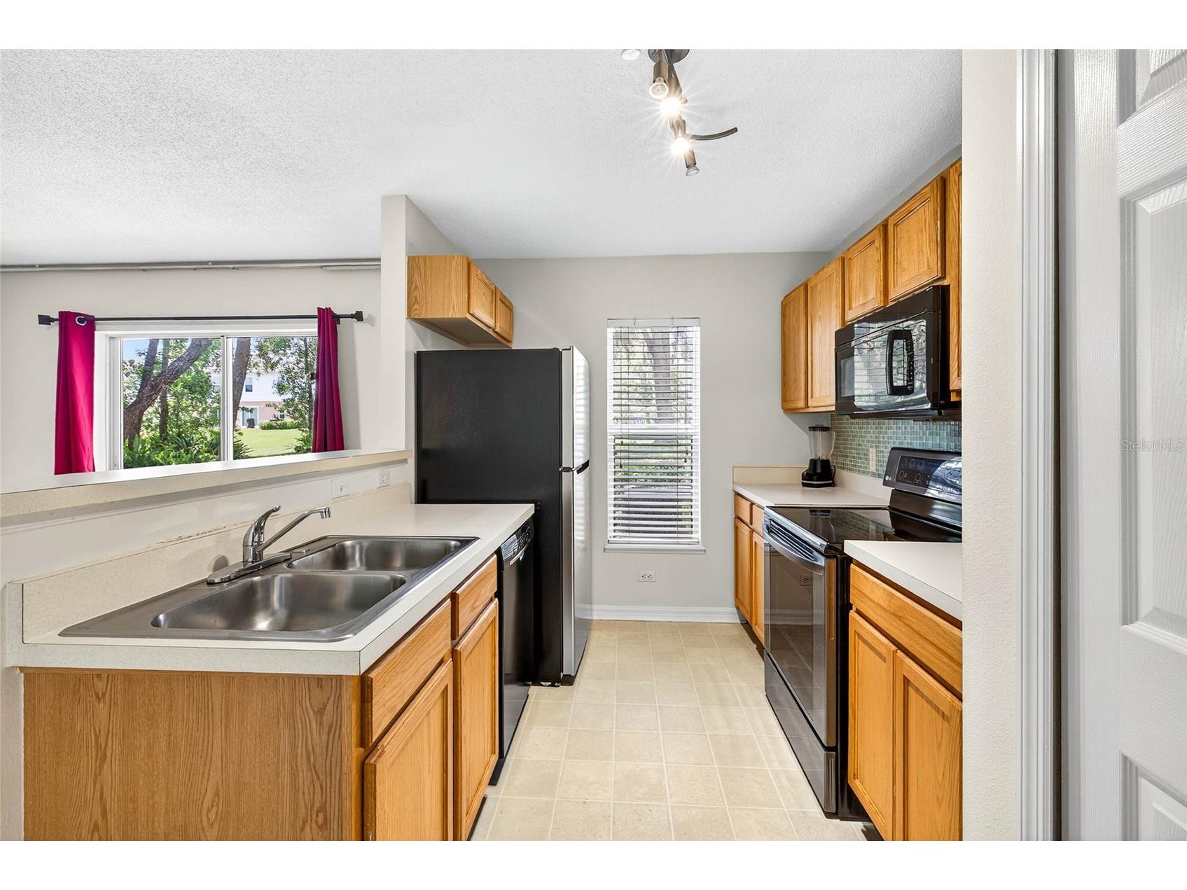 4656 Ashburn Square Drive Tampa FL 33610 TB8510874 image12