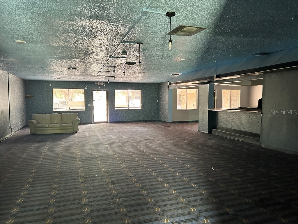 4656 Commercial Way Spring Hill FL 34606 W7878454 image4