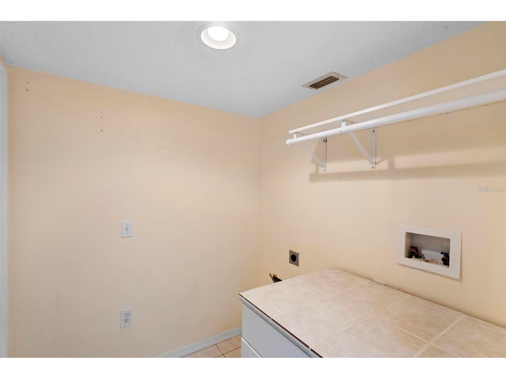 4657 Willamette Circle Orlando FL 32826 O6411940 image22
