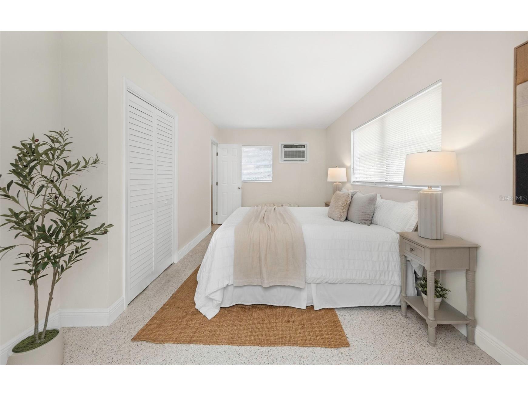 4658 25th Avenue S Saint Petersburg FL 33711 TB8506332 image13
