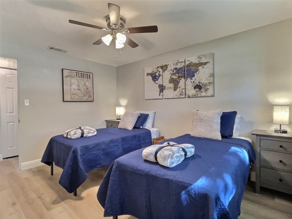 4658 Maceachen Boulevard Sarasota FL 34233 A4570859 image11