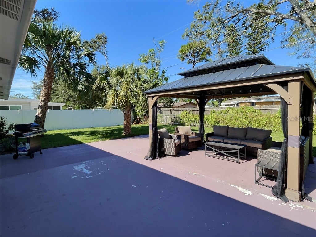 4658 Maceachen Boulevard Sarasota FL 34233 A4570859 image19