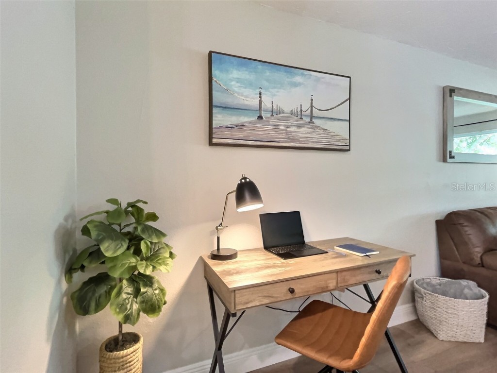 4658 Maceachen Boulevard Sarasota FL 34233 A4570859 image3