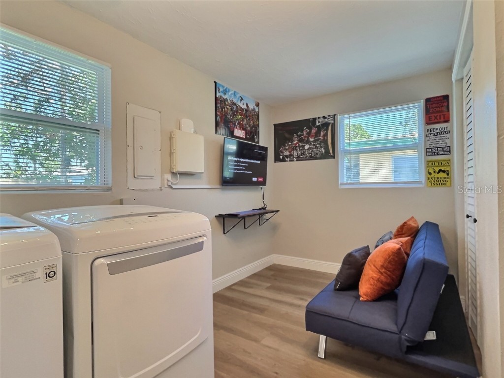 4658 Maceachen Boulevard Sarasota FL 34233 A4570859 image5