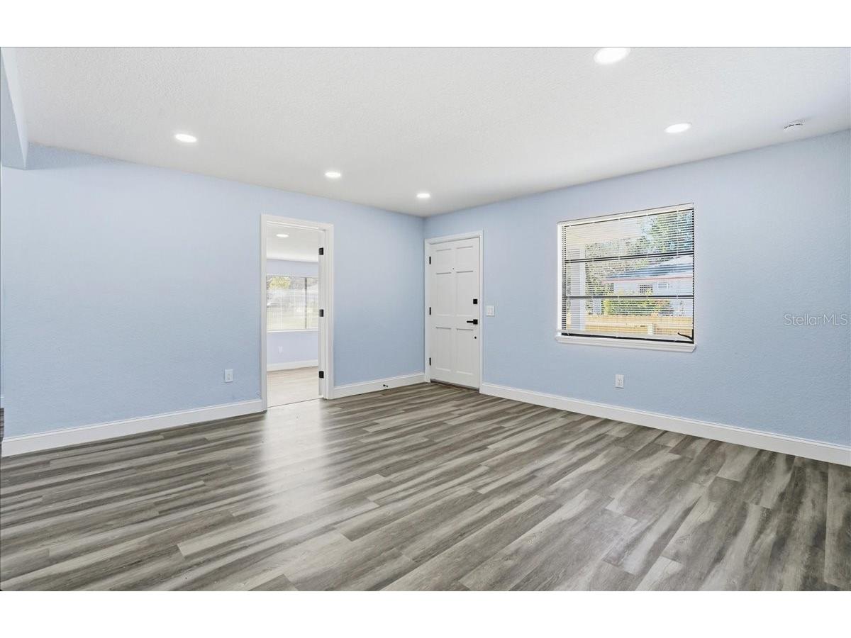 4659 9th Avenue S Saint Petersburg FL 33711 TB8467485 image11