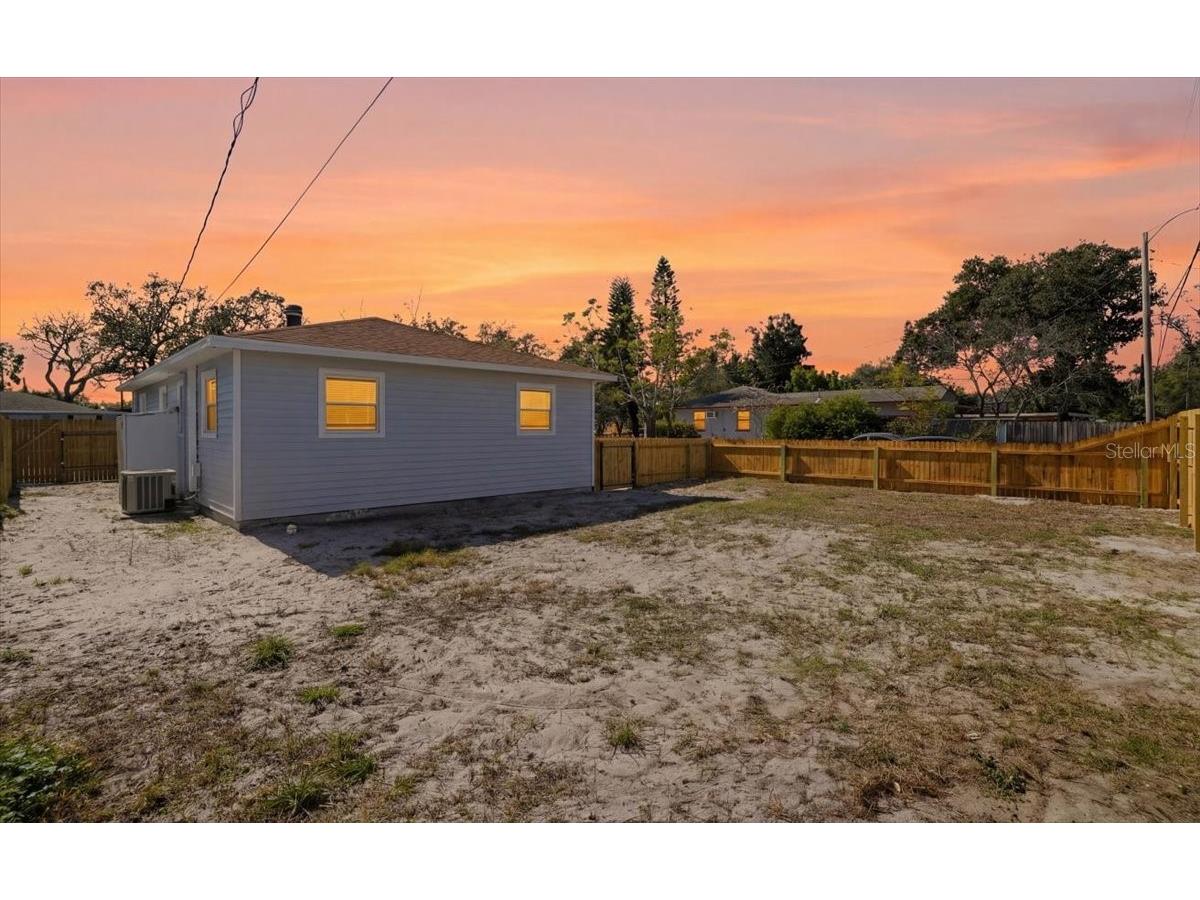 4659 9th Avenue S Saint Petersburg FL 33711 TB8467485 image18