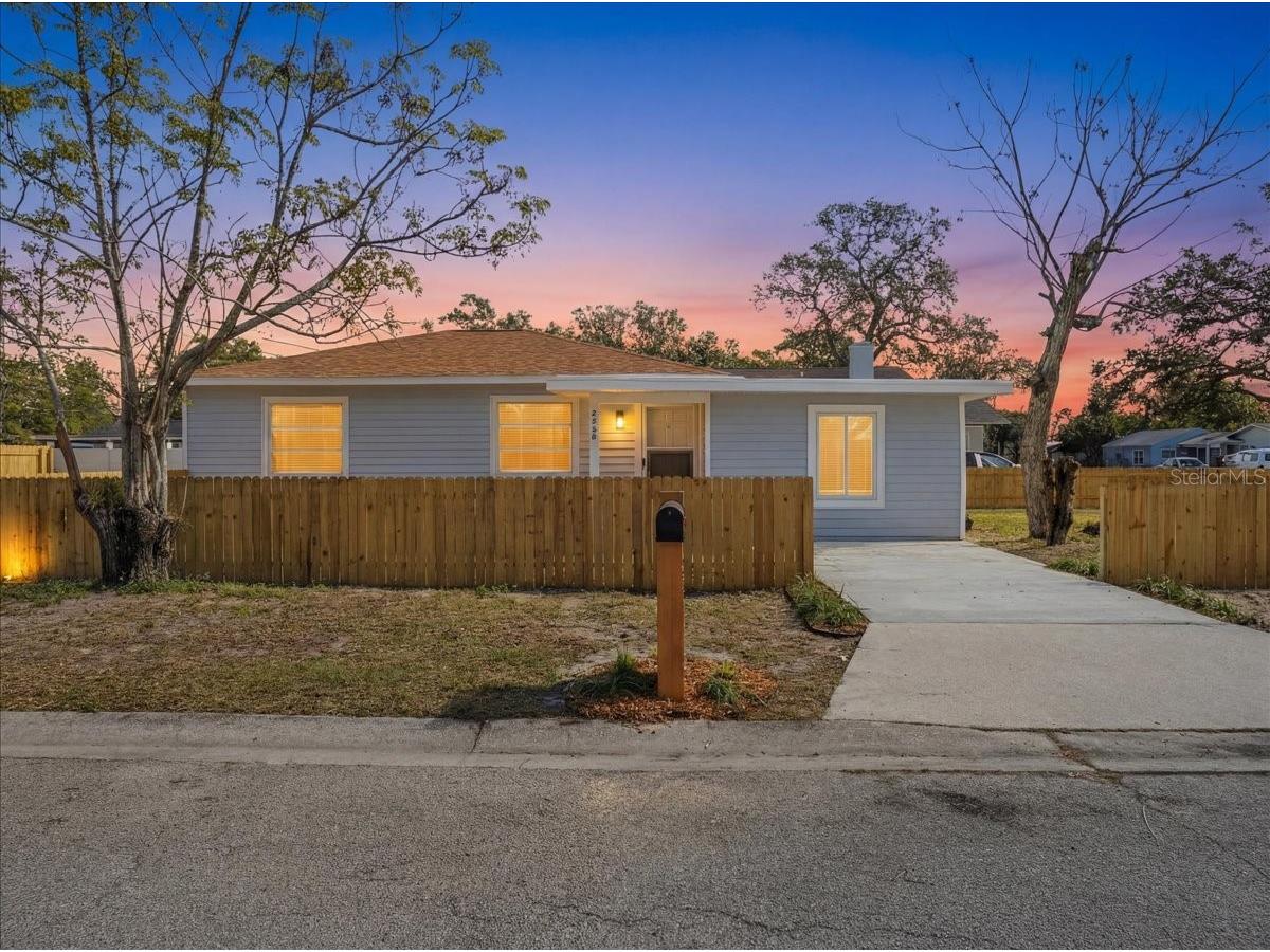 4659 9th Avenue S Saint Petersburg FL 33711 TB8467485 image2