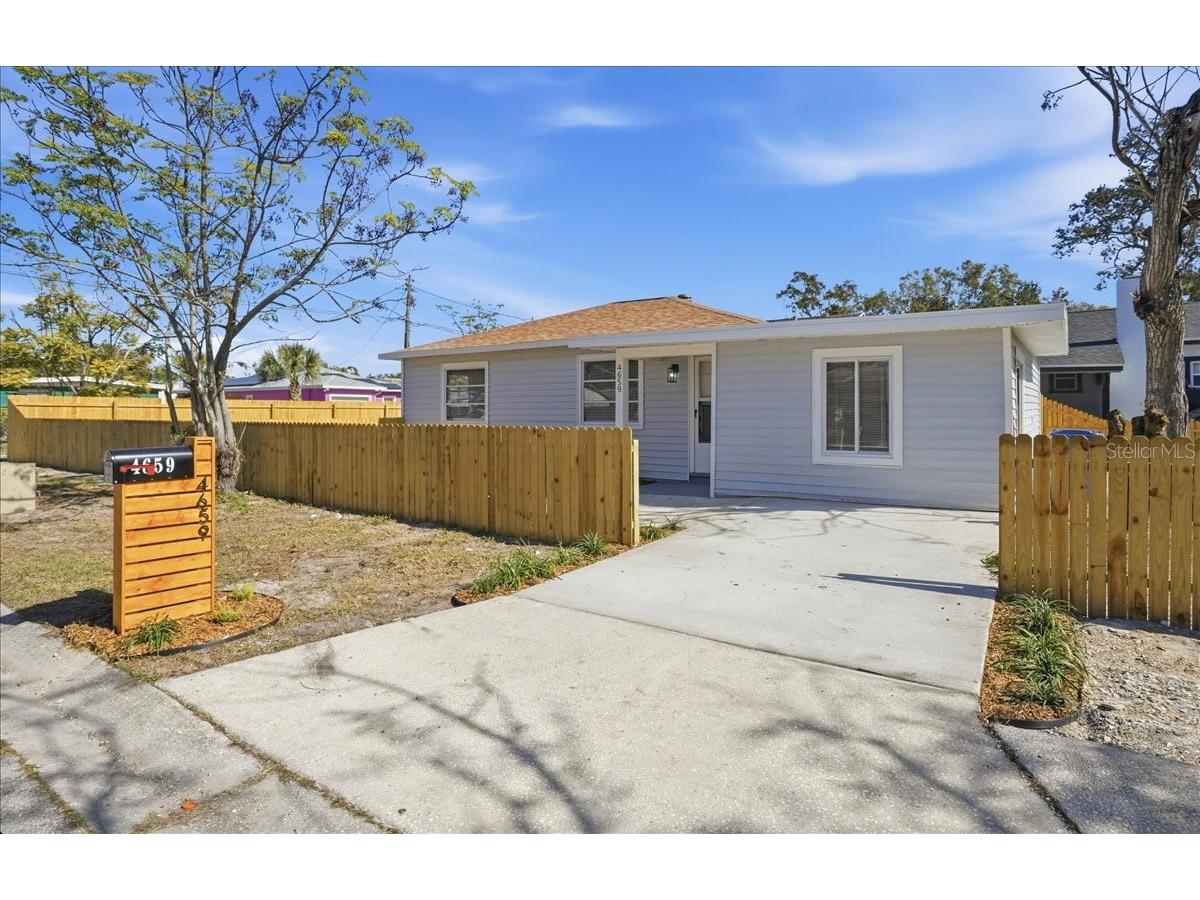 4659 9th Avenue S Saint Petersburg FL 33711 TB8467485 image3