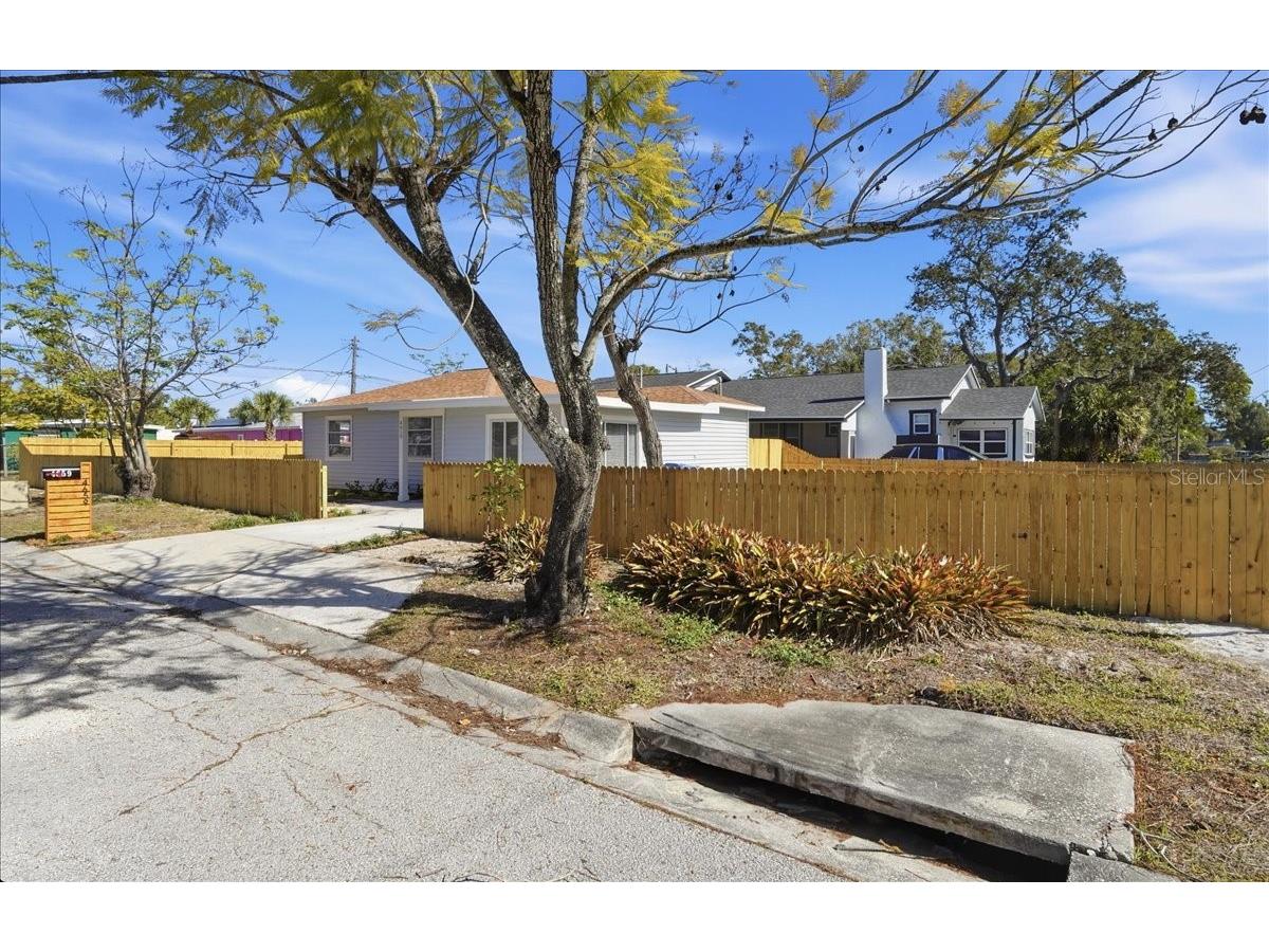 4659 9th Avenue S Saint Petersburg FL 33711 TB8467485 image4