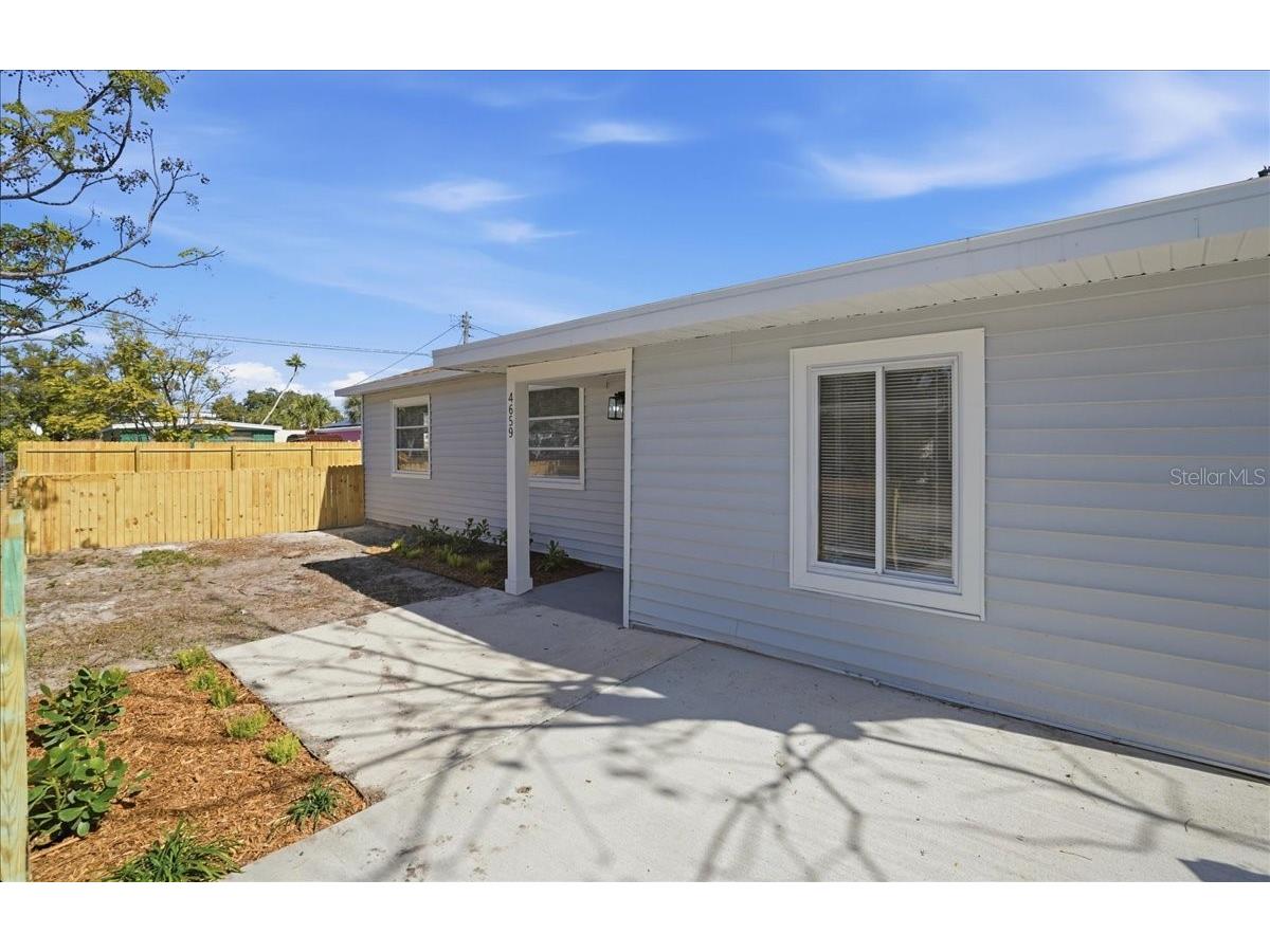 4659 9th Avenue S Saint Petersburg FL 33711 TB8467485 image5