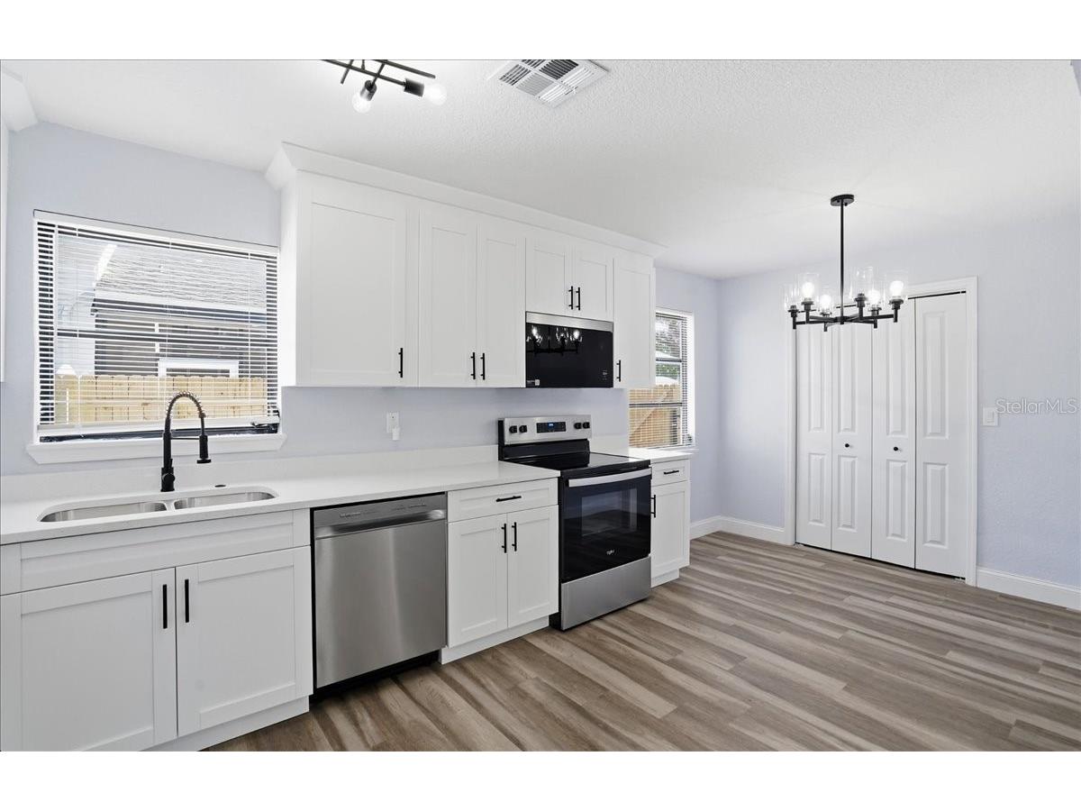 4659 9th Avenue S Saint Petersburg FL 33711 TB8467485 image9