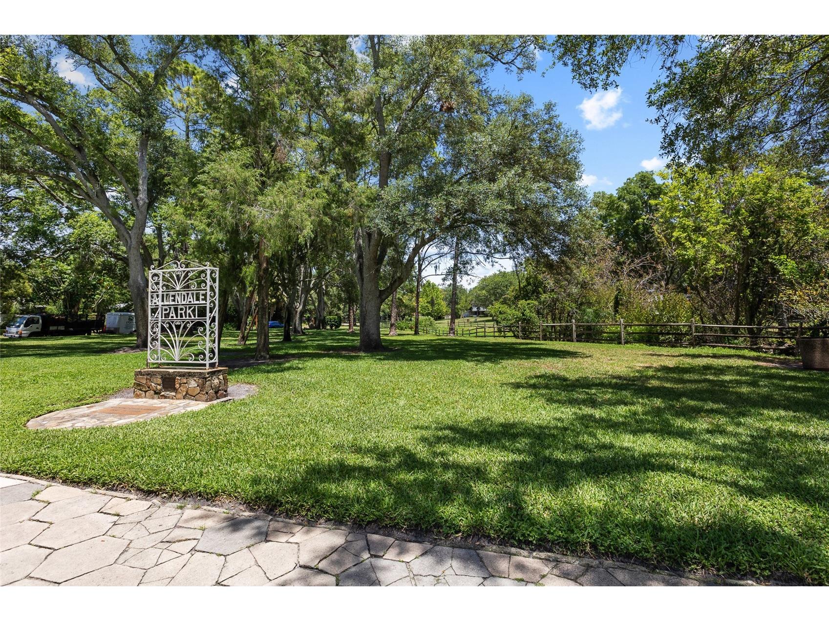 466 36th Avenue N Saint Petersburg FL 33704 TB8511377 image48
