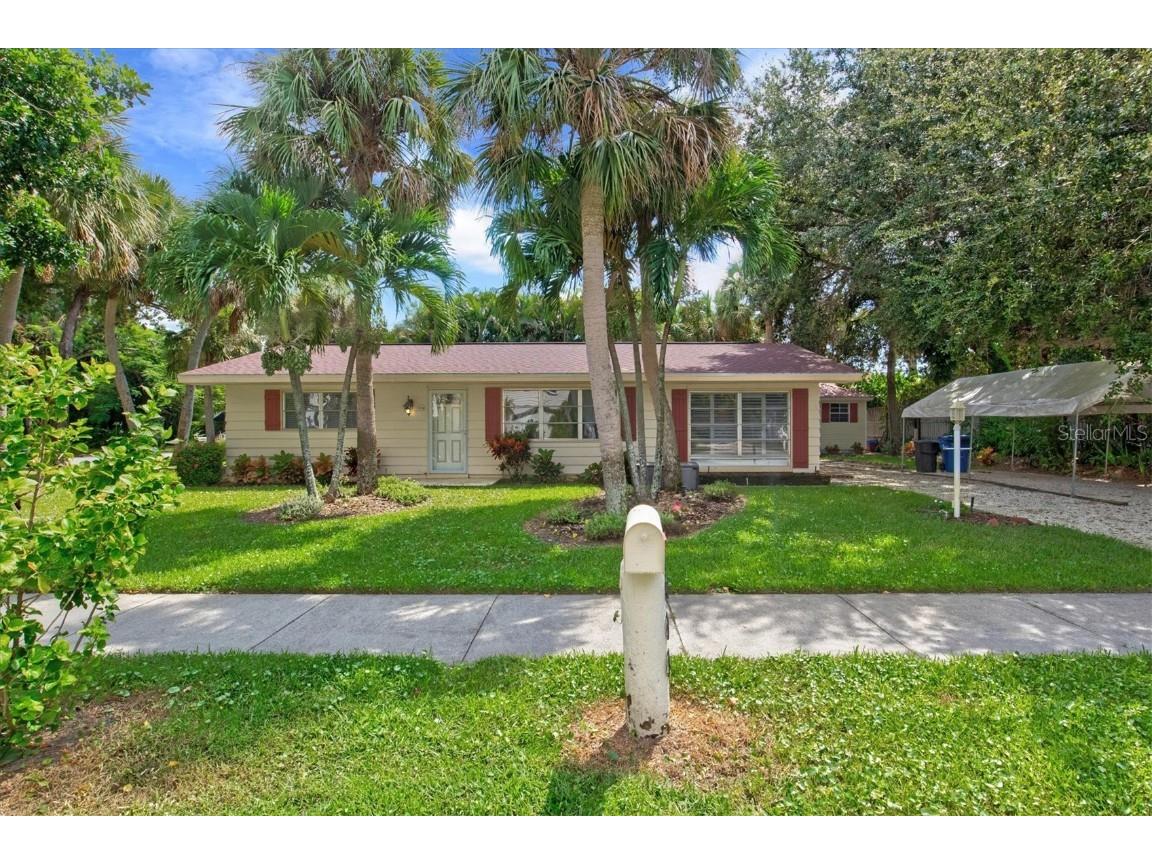 466 Avenida De Mayo Sarasota FL 34242 A4513630 image1