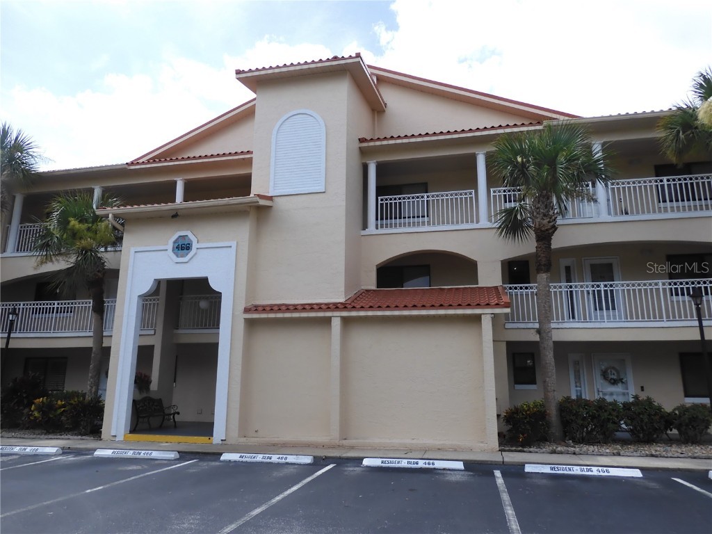 466 Bouchelle Drive #204 New Smyrna Beach FL 32169 NS1085403 image1