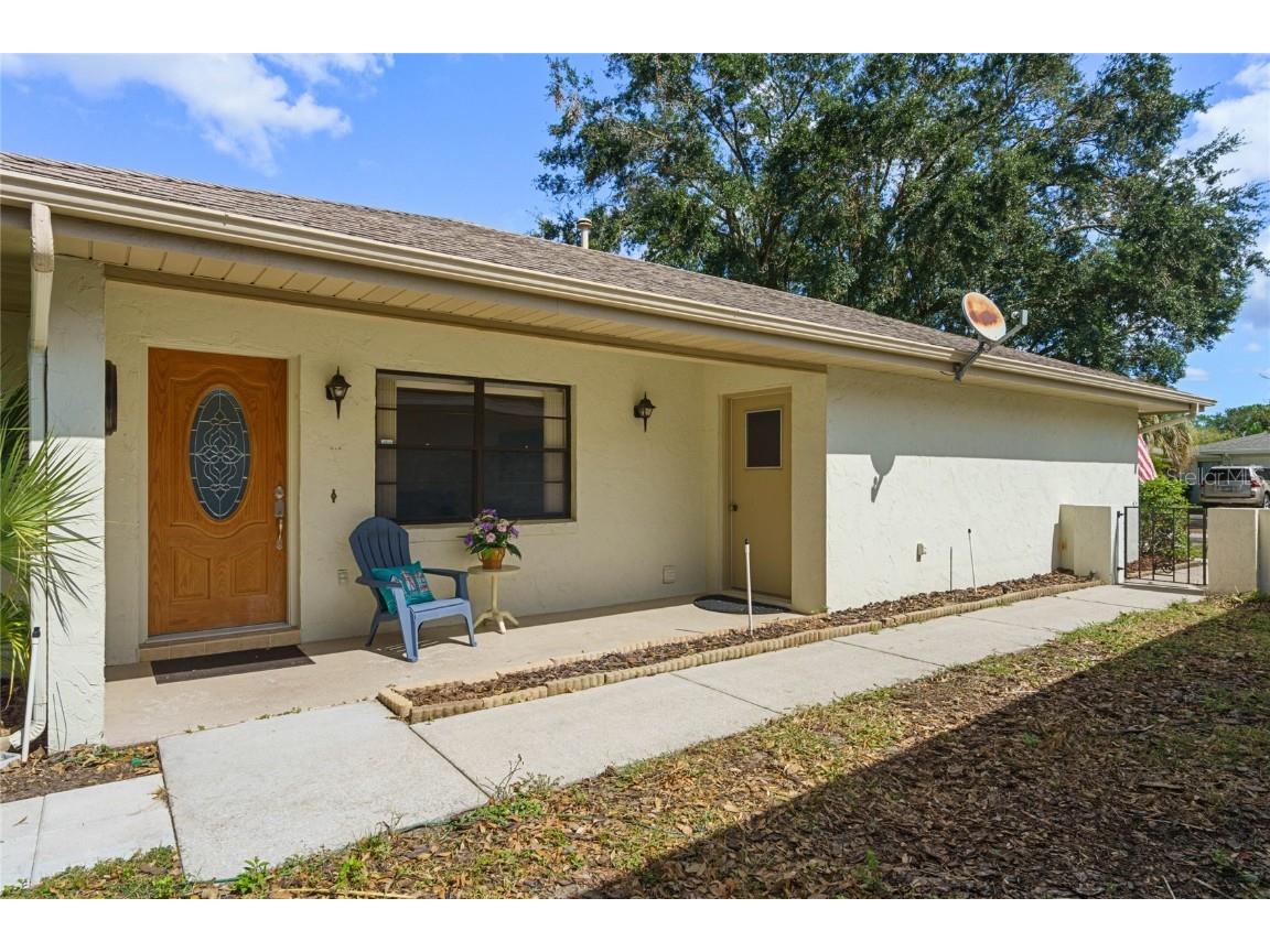 466 Muirfield Court Winter Haven FL 33884 P4937243 image2