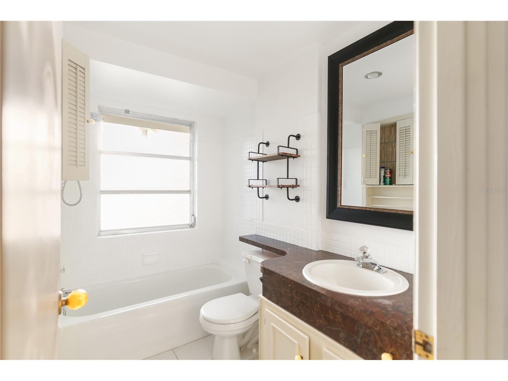 466 Sunnyside Drive Venice FL 34293 A4669970 image24