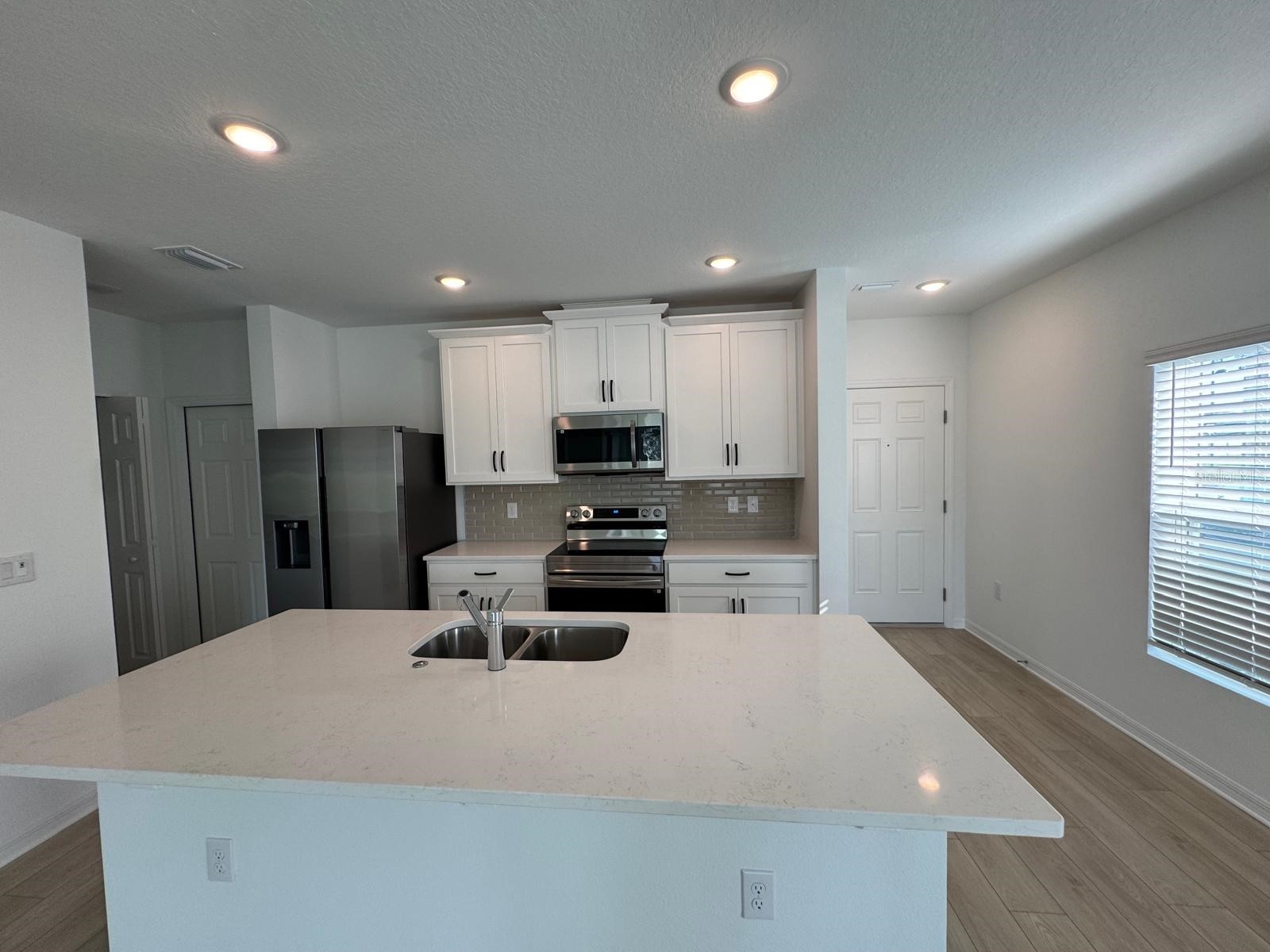 466 Thompson Village Avenue Apopka FL 32703 S5147826 image2