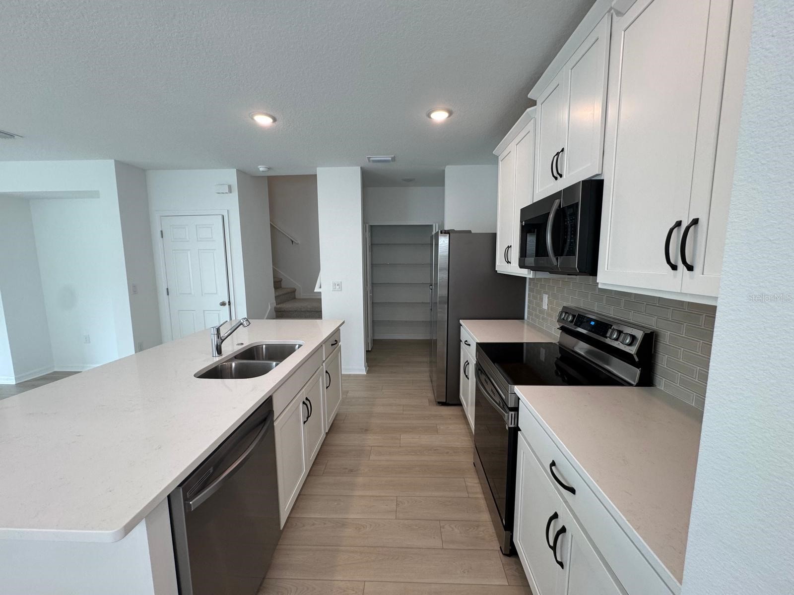 466 Thompson Village Avenue Apopka FL 32703 S5147826 image3