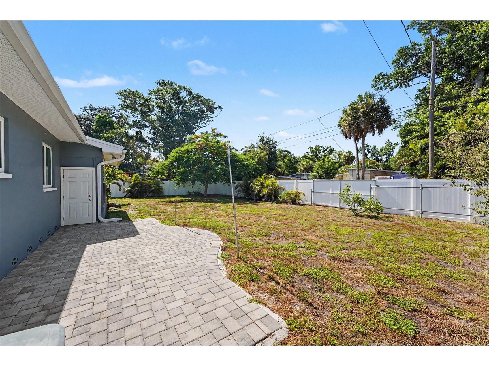 4660 22nd Avenue S Saint Petersburg FL 33711 O6421074 image25