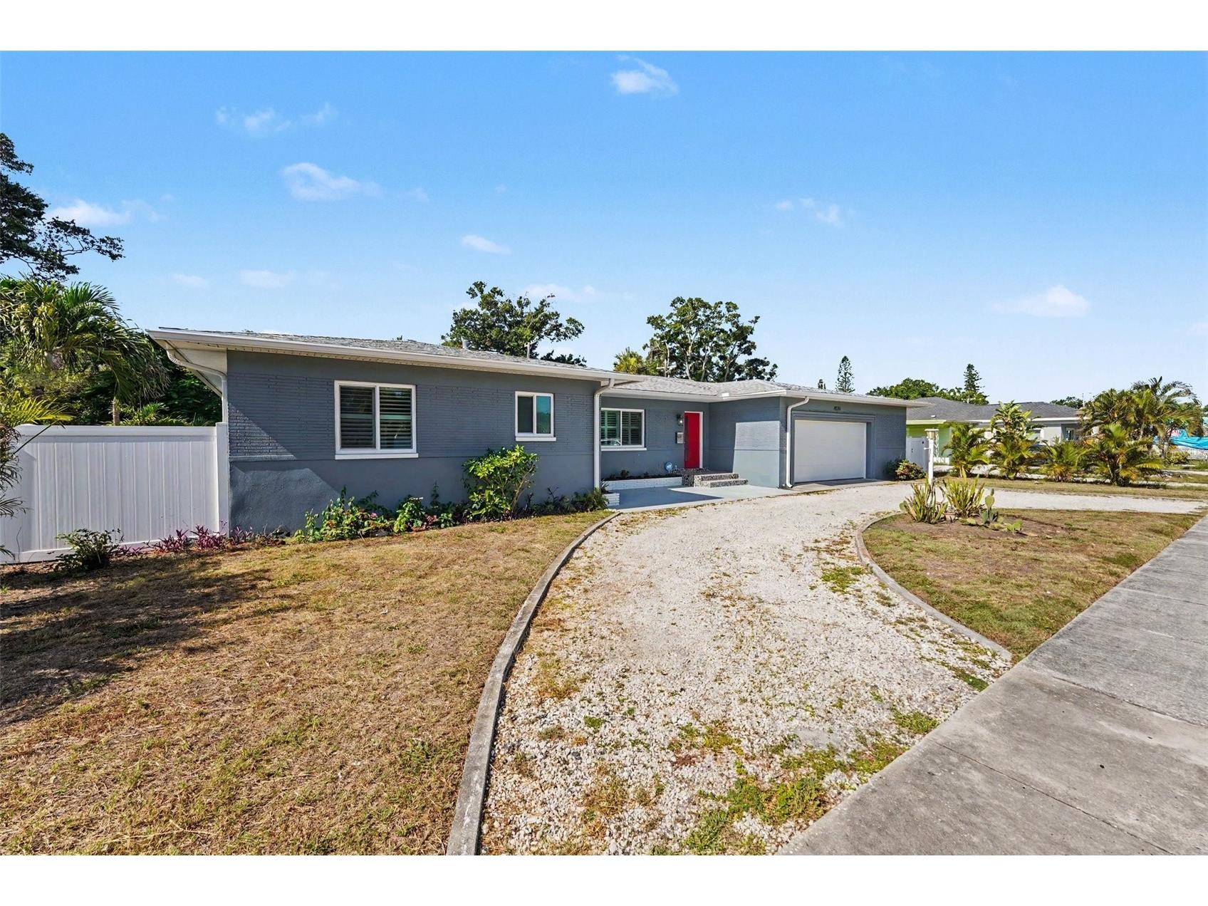 4660 22nd Avenue S Saint Petersburg FL 33711 O6421074 image3