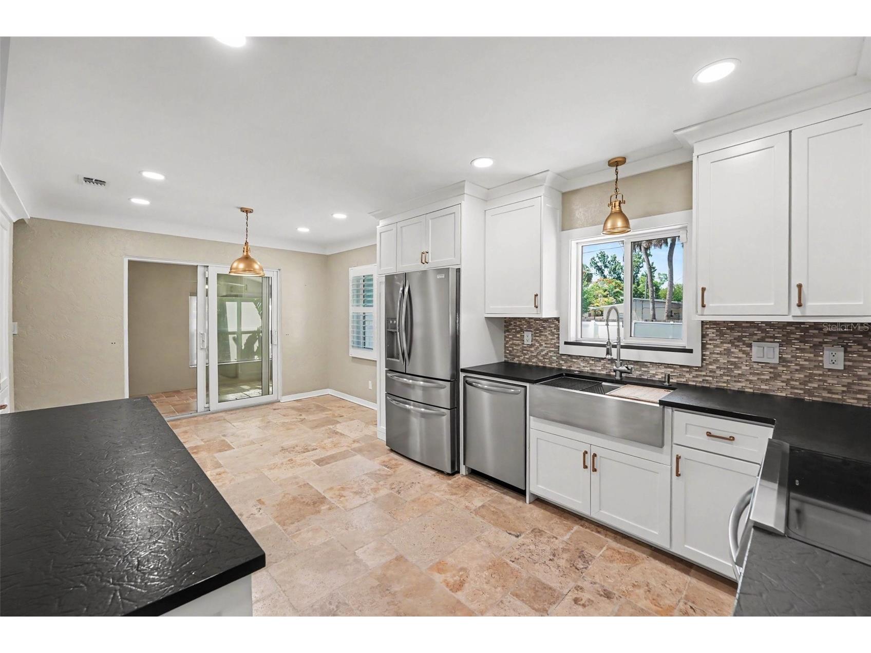 4660 22nd Avenue S Saint Petersburg FL 33711 O6421074 image8