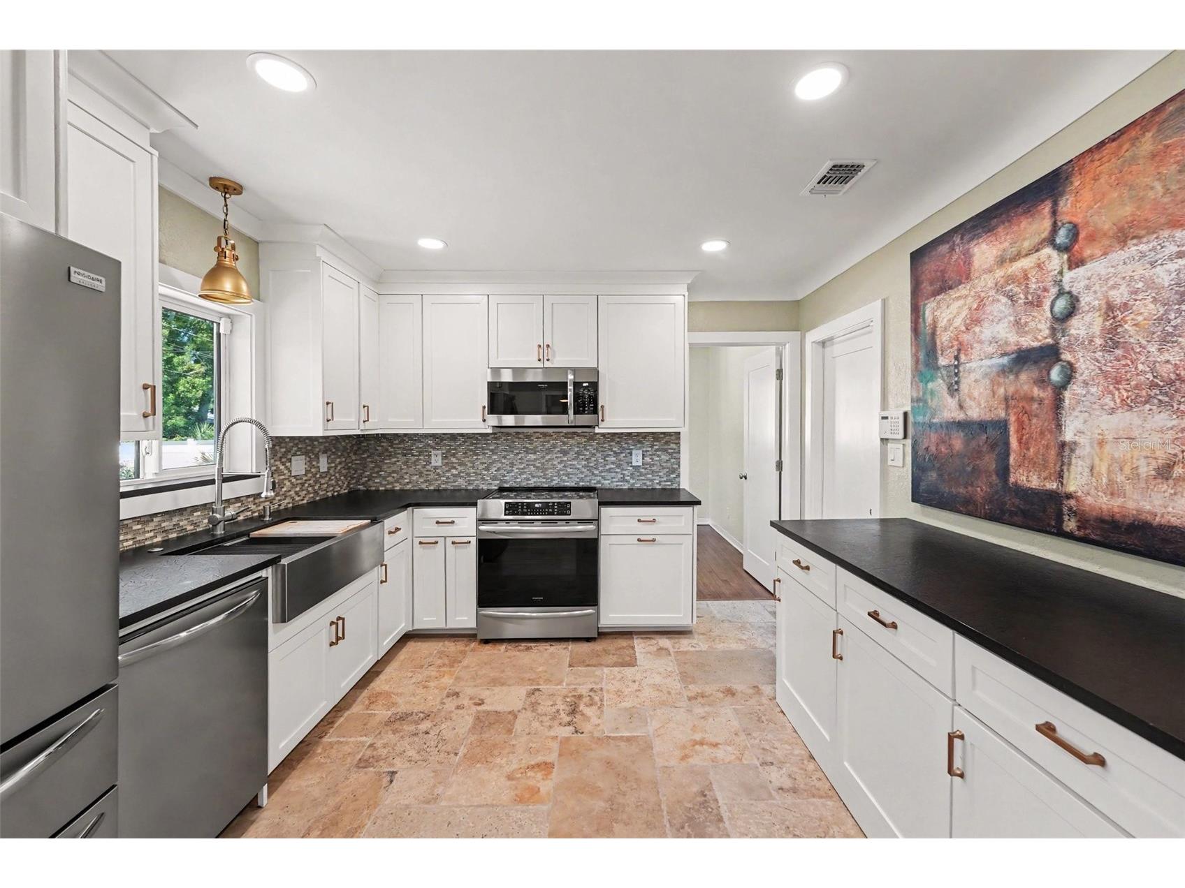 4660 22nd Avenue S Saint Petersburg FL 33711 O6421074 image9