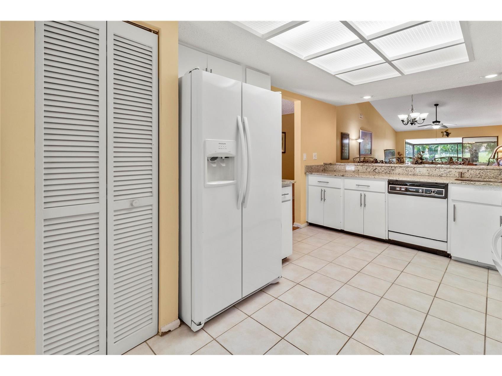 4660 La Jolla Drive Bradenton FL 34210 A4697680 image10