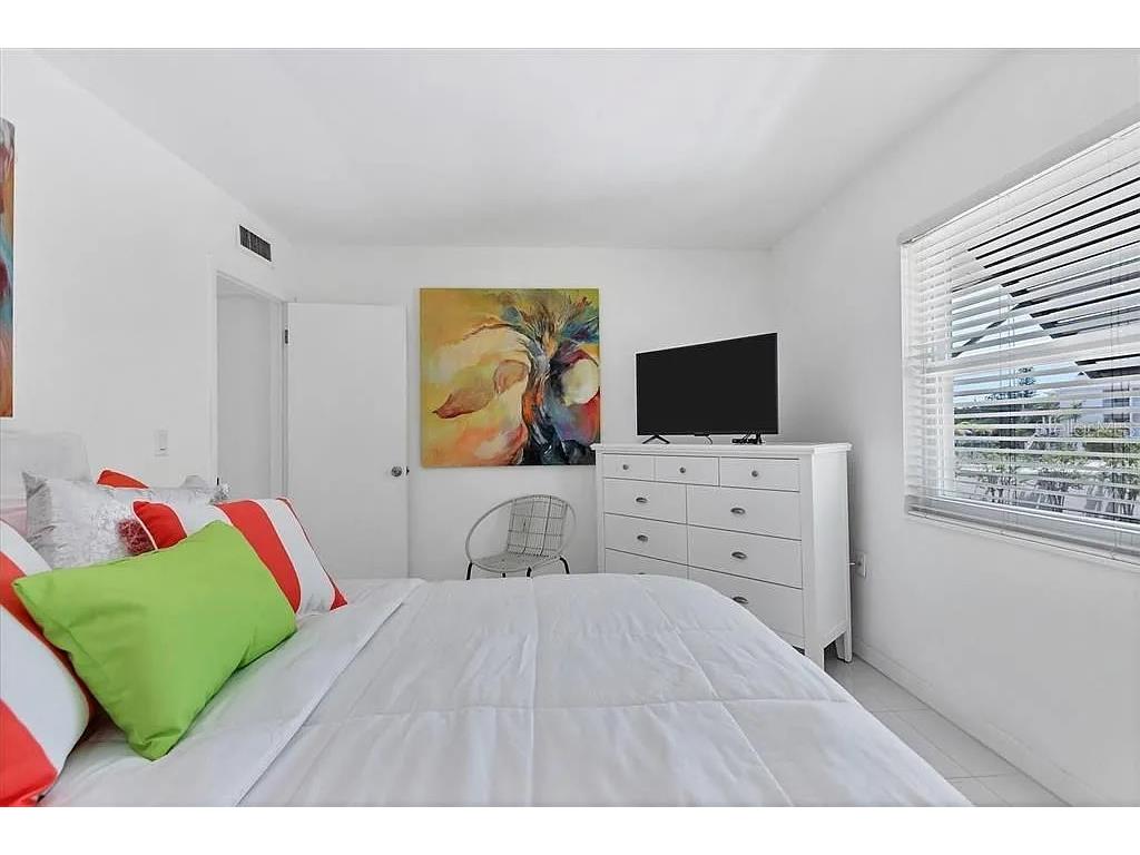 4660 Ocean Boulevard #Q2 Sarasota FL 34242 A4666437 image12