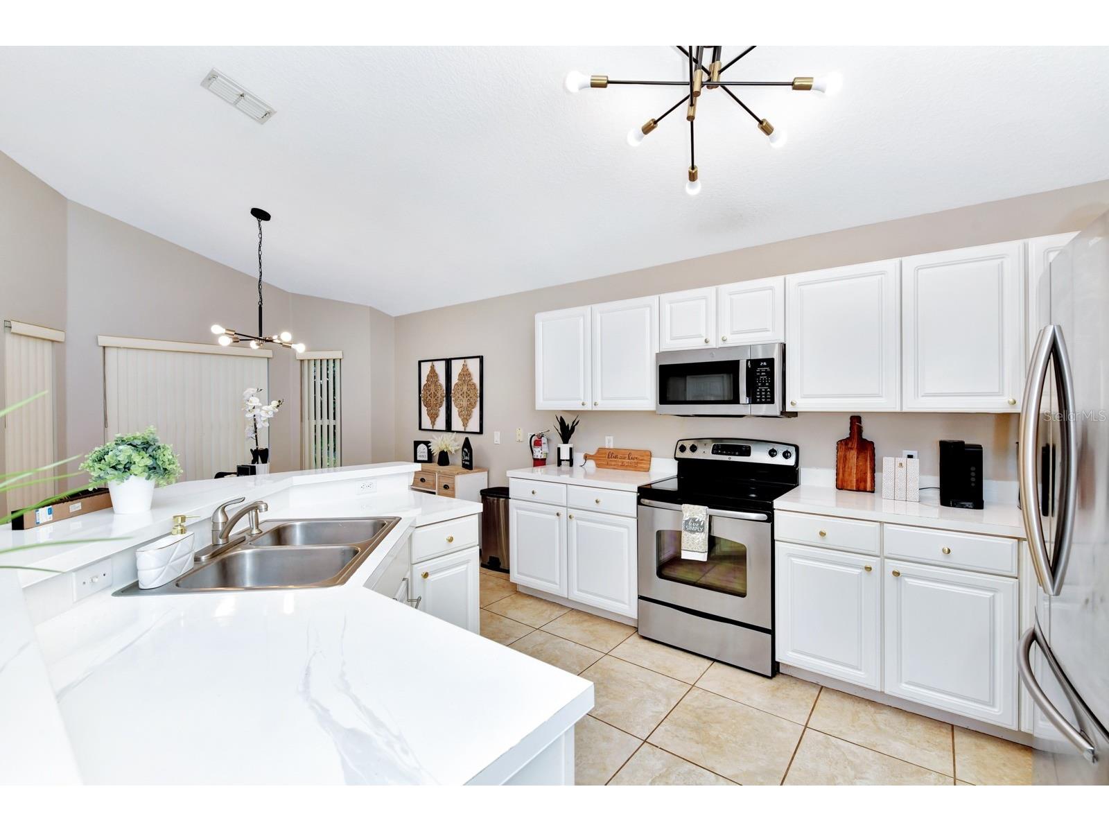 4661 Cumbrian Lakes Drive Kissimmee FL 34746 O6420419 image12