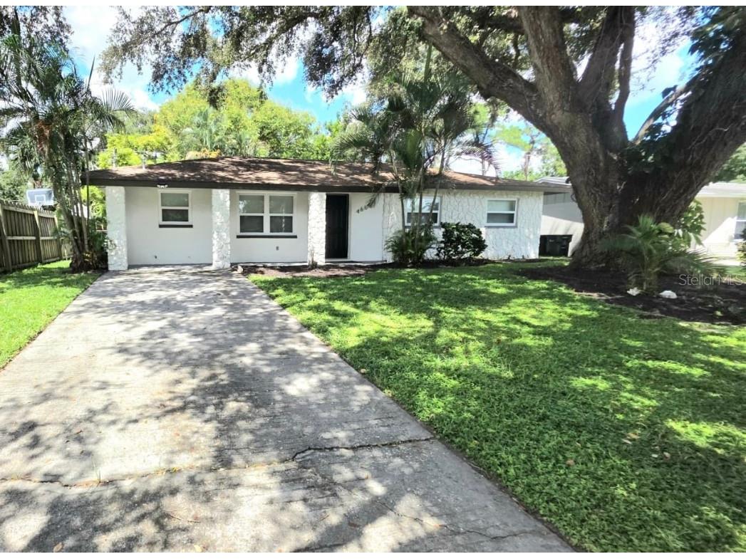 4661 Linwood Street Sarasota FL 34232 A4657523 image1