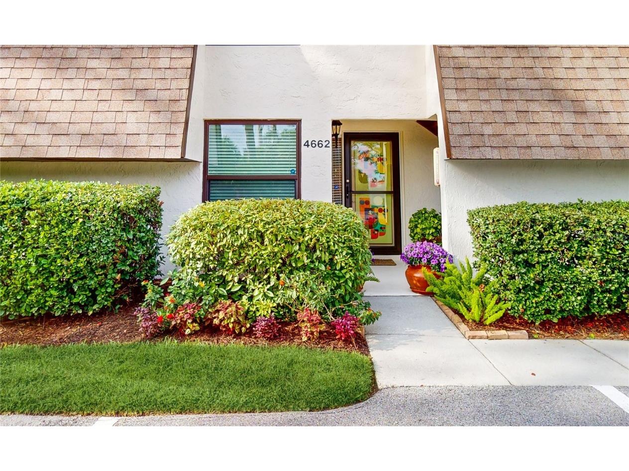 4662 Ringwood Meadow #43 Sarasota FL 34235 A4591550 image1