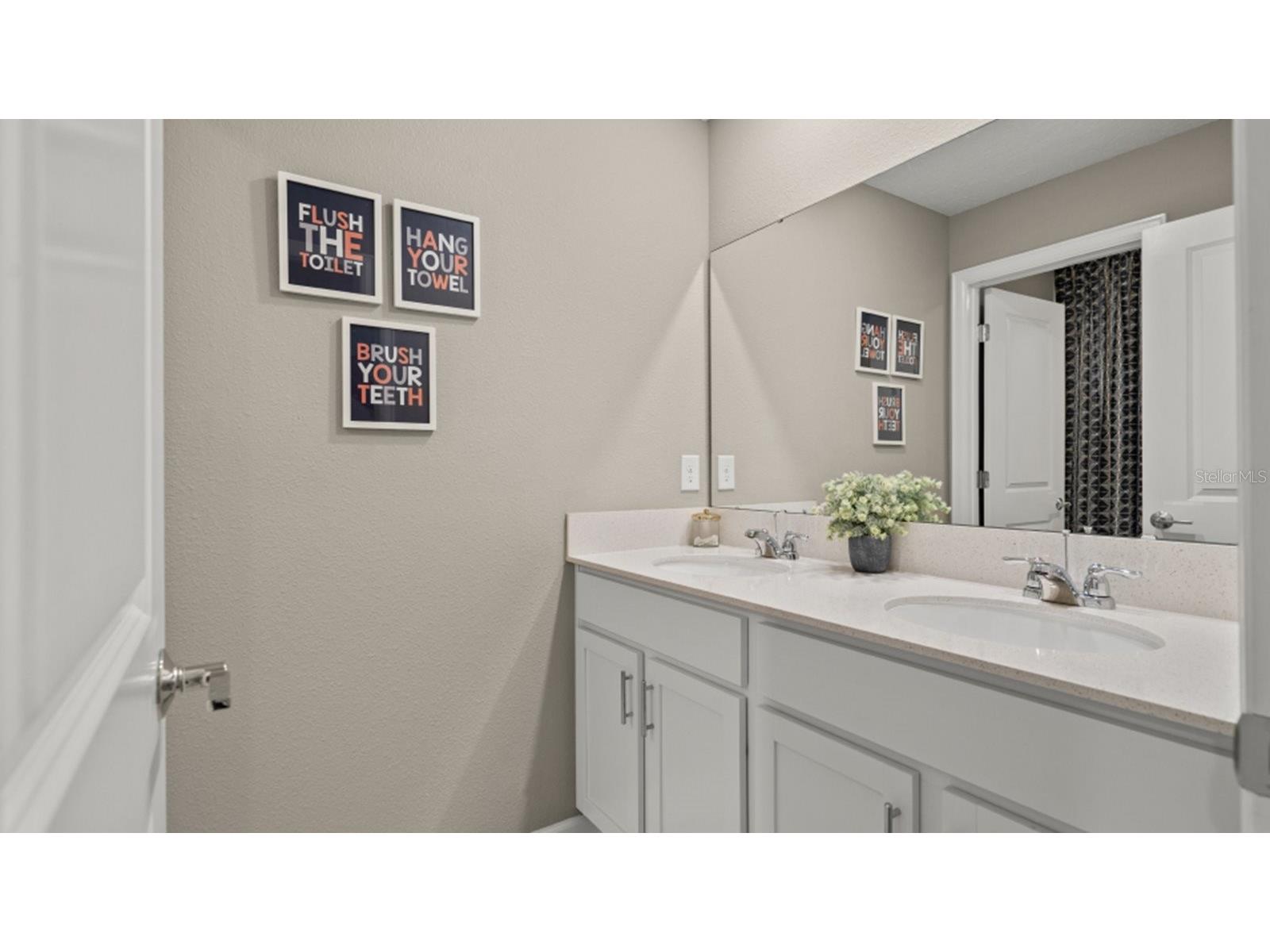 4663 Golden Knight Boulevard Kissimmee FL 34746 O6378195 image8