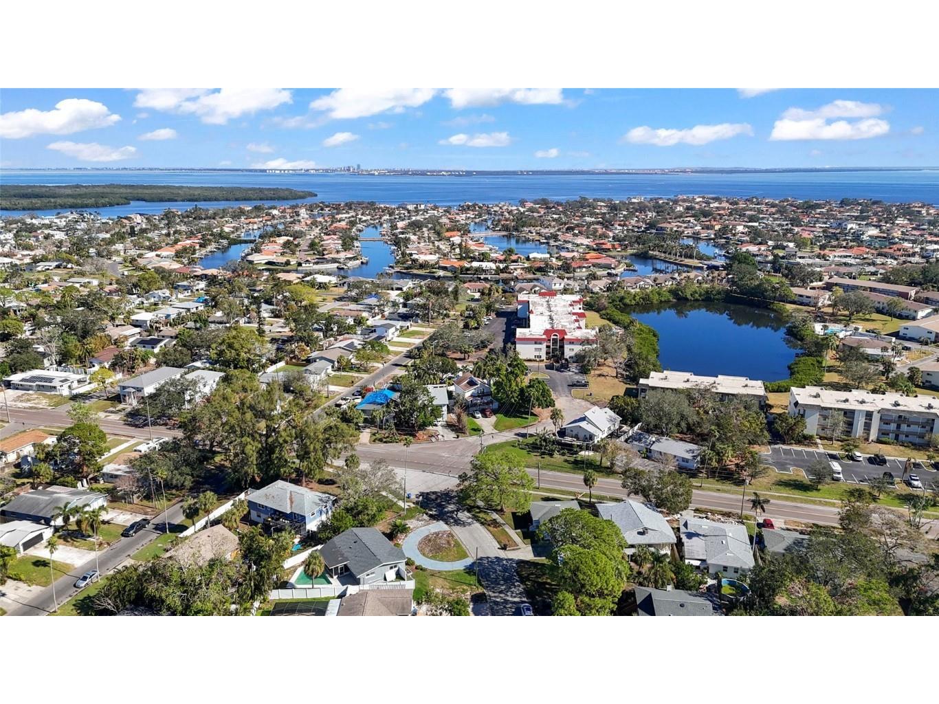 4666 Helena Street NE Saint Petersburg FL 33703 TB8327669 image19