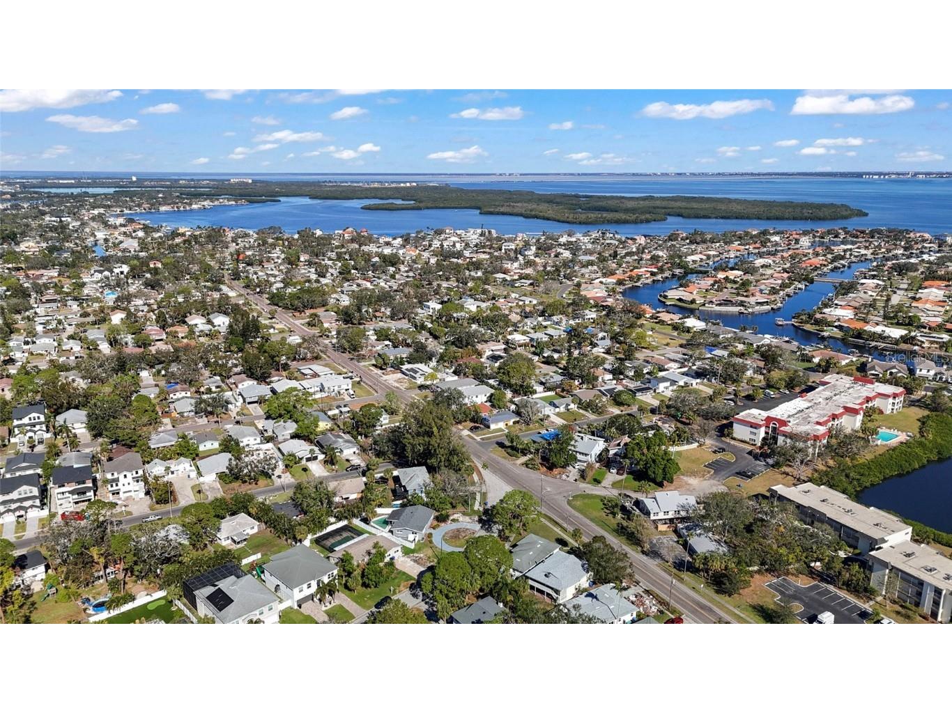 4666 Helena Street NE Saint Petersburg FL 33703 TB8327669 image20