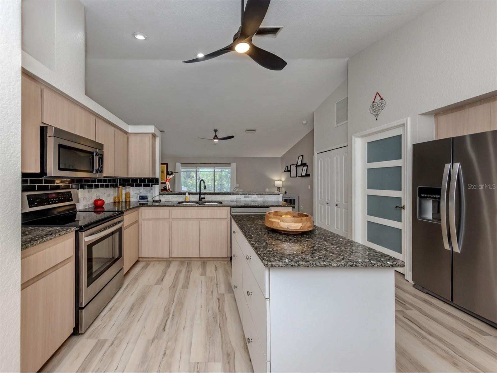 4667 Aldovin Avenue North Port FL 34287 N6143597 image10