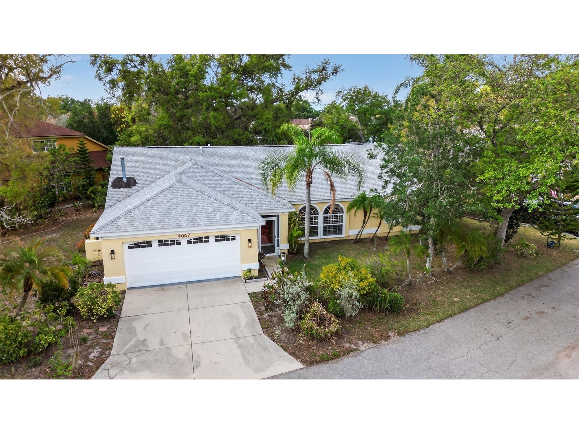 4667 Hamlets Grove Drive Sarasota FL 34235 S5144421 image1