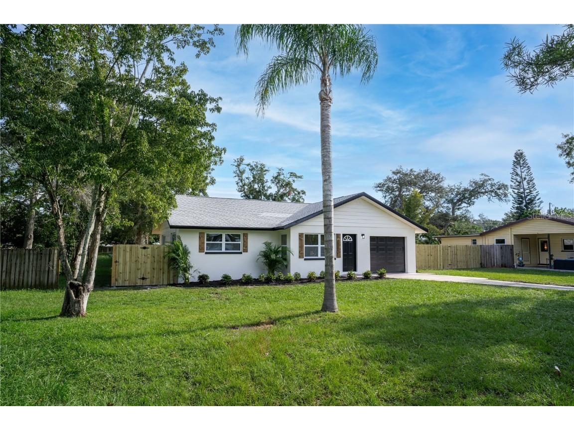 4668 50th Avenue N Saint Petersburg FL 33714 U8255164 image1